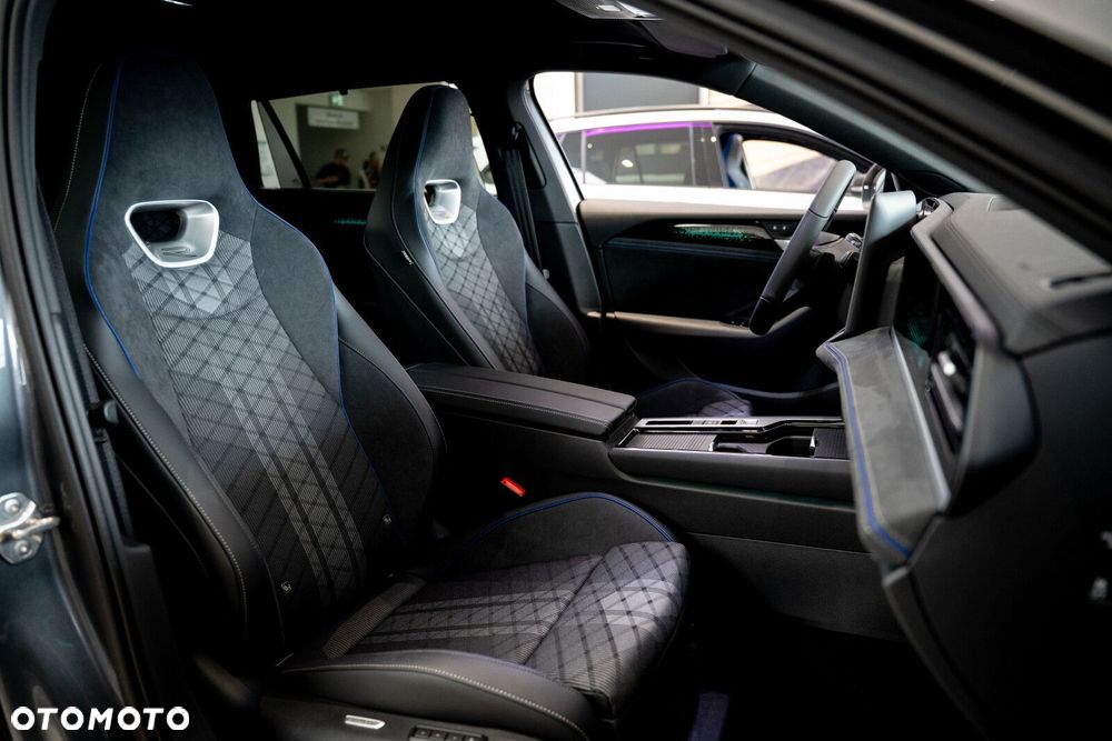 Volkswagen Passat Variant - 25