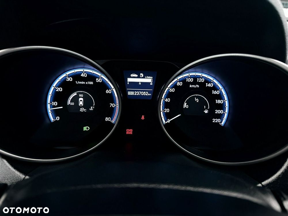 Hyundai ix35 - 21