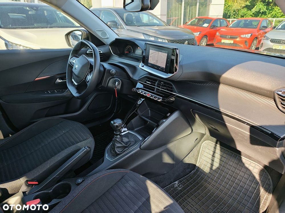Peugeot 2008 1.2 PureTech Active Pack S&S - 9