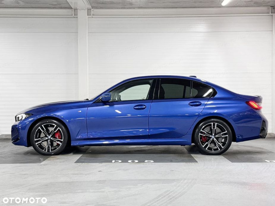 BMW Seria 3 330i xDrive M Sport - 3