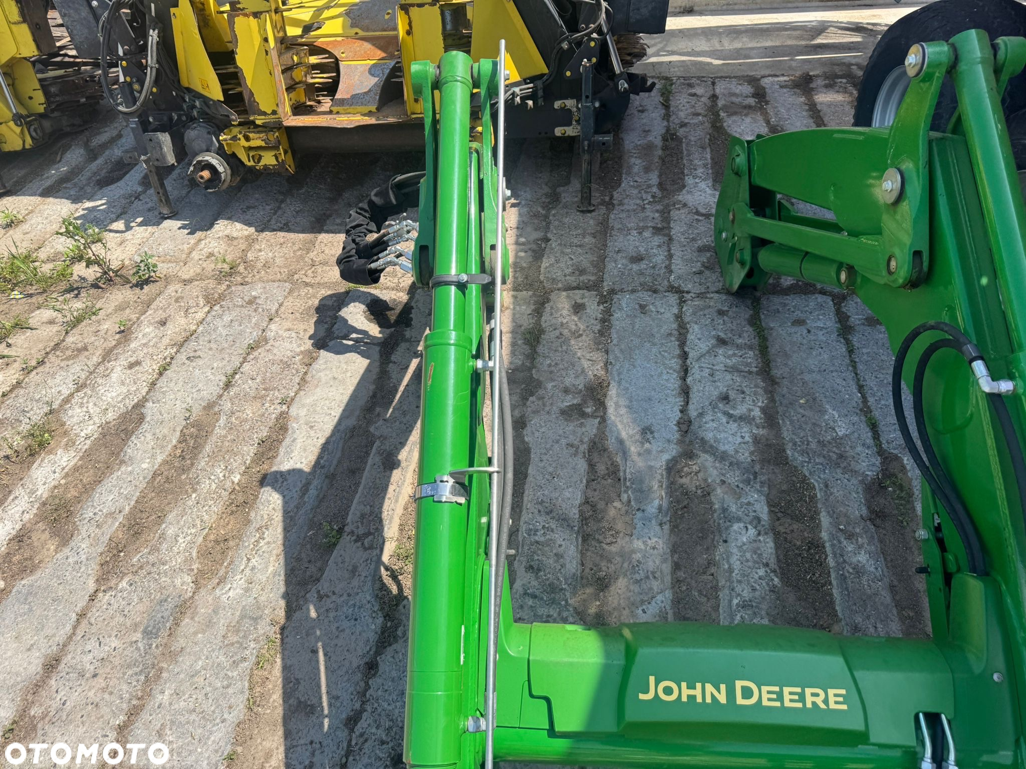 John Deere 623R - 7