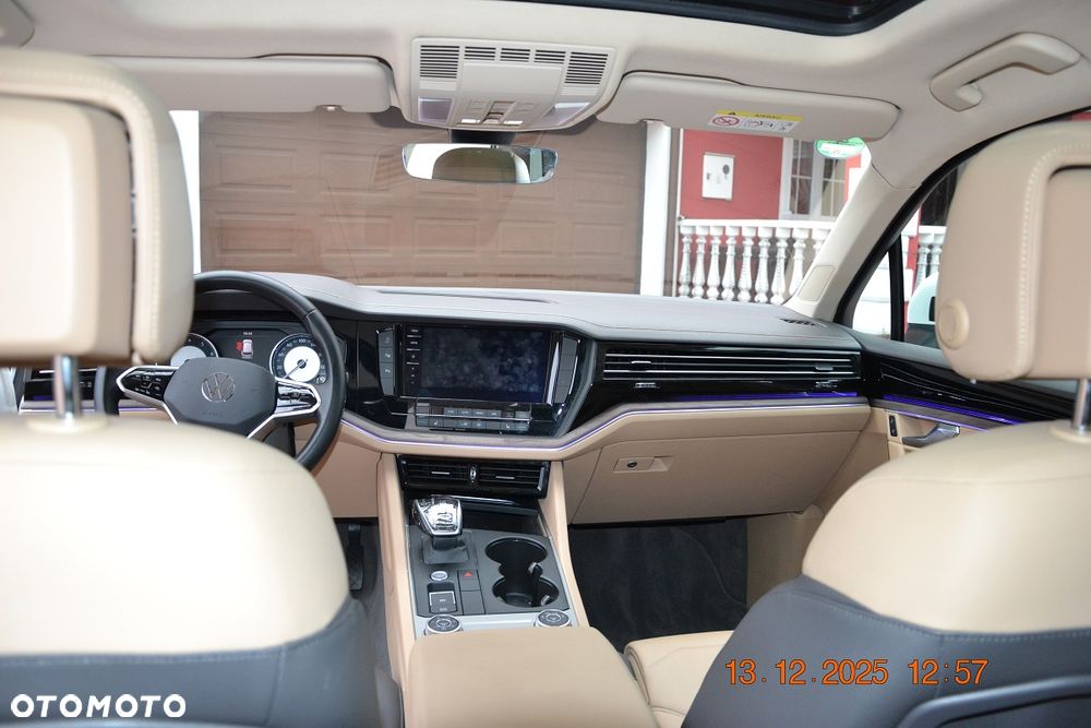Volkswagen Touareg 3.0 V6 TSI OPF 4Motion Elegance - 16