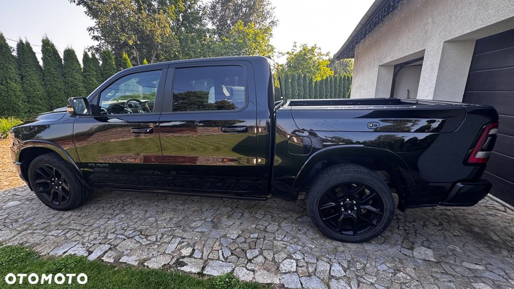 RAM 1500 5.7 eTorque Crew Cab Shortbed Laramie Black - 11