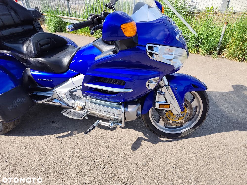 Honda GL - 4