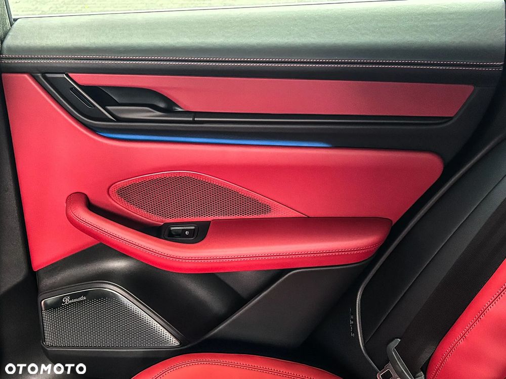 Porsche Macan Turbo 100kWh - 25