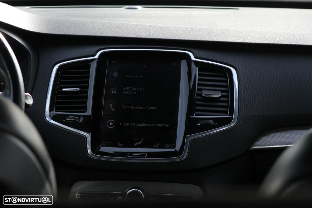 Volvo XC 90 2.0 D4 R-Design - 27