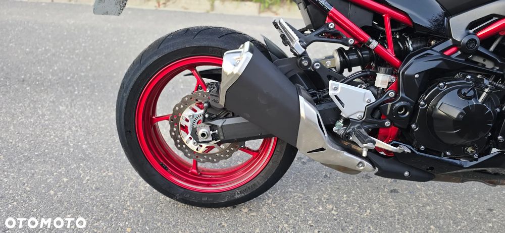 Kawasaki Z 900 - 8