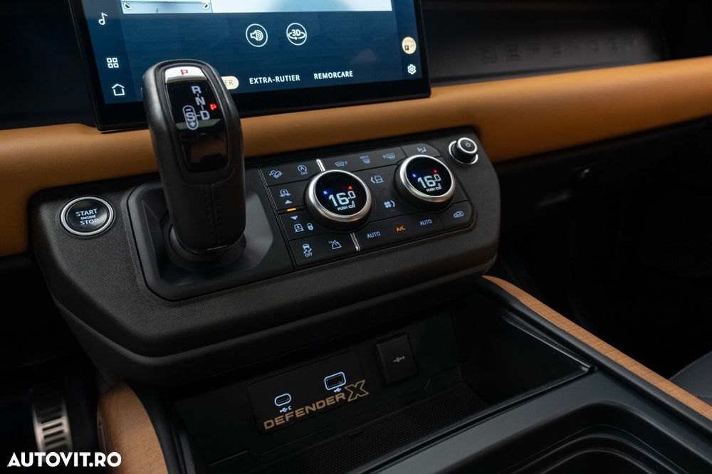 Land Rover Defender 110 3.0 D300 MHEV X-Dynamic HSE - 31