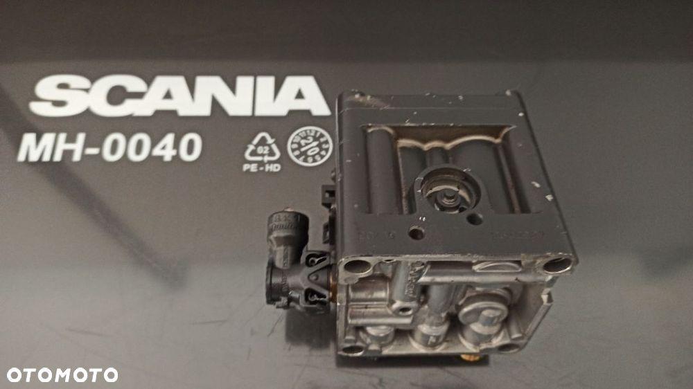 Oryginalny zaworów EGR V107 Scania 2642027 / 2447593 - 6