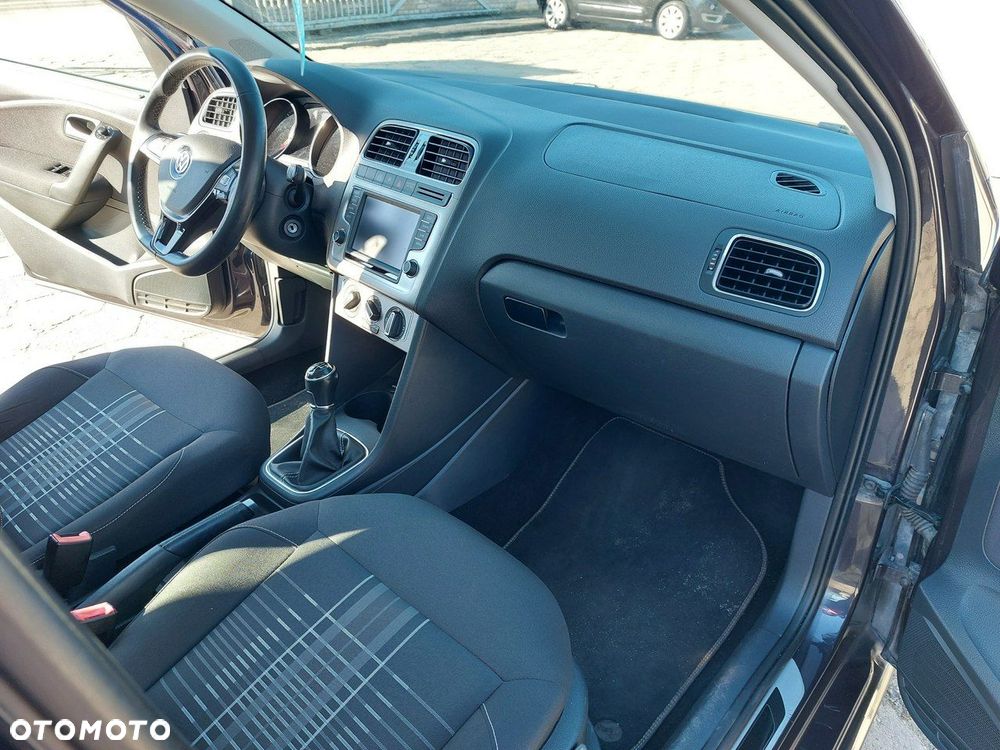 Volkswagen Polo - 13