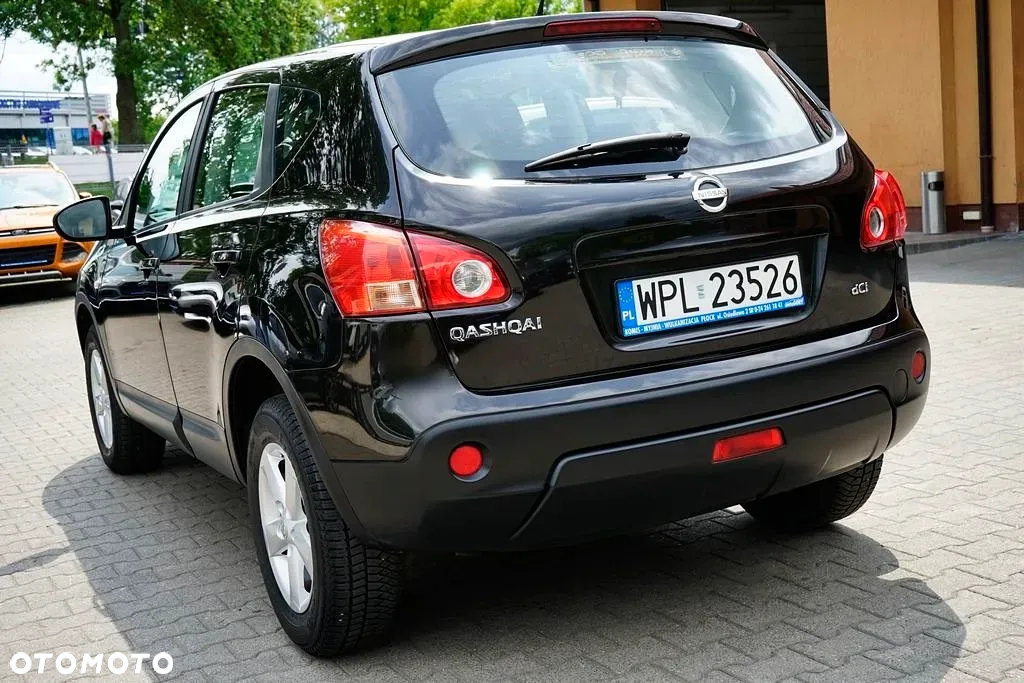 Nissan Qashqai 2.0 dCi Tekna - 4