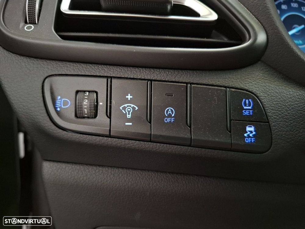 Hyundai i30 1.0 T-GDI Style Plus - 29