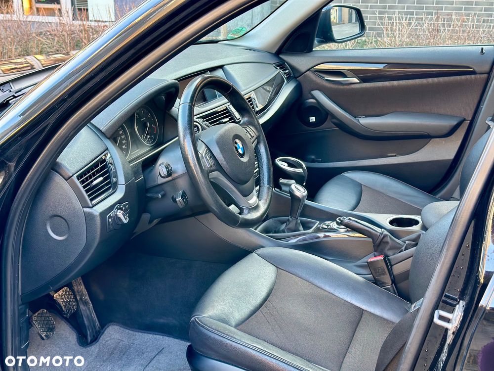 BMW X1 sDrive18d xLine - 10