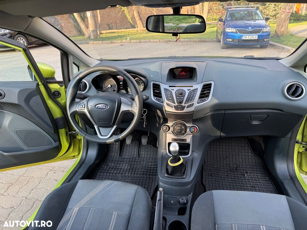 Ford Fiesta - 16