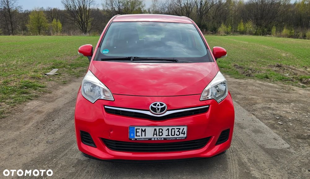 Toyota Verso S 1.33 VVT-i Club - 1