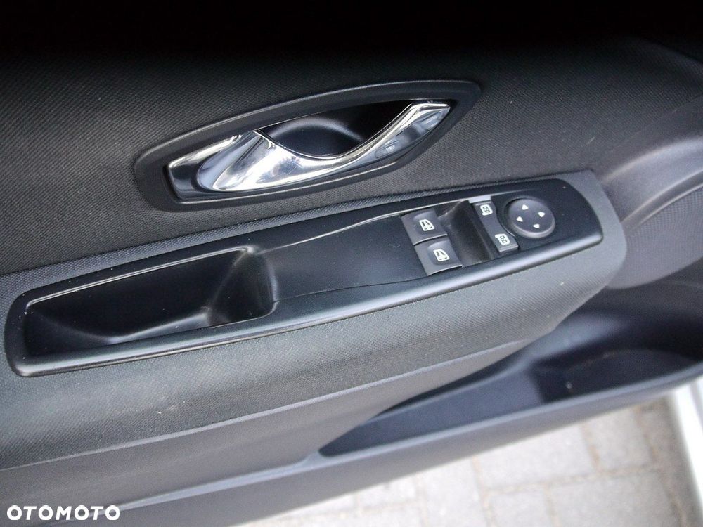 Renault Megane 1.6 16V 100 TomTom Edition - 32