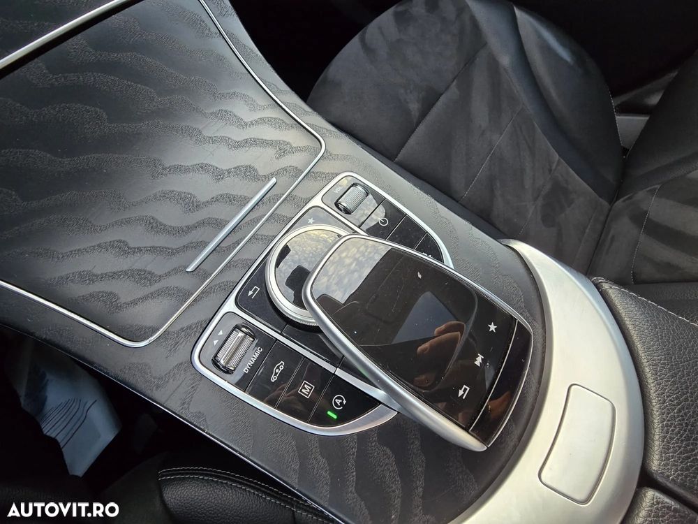 Mercedes-Benz GLC 250 d 4Matic 9G-TRONIC AMG Line - 14