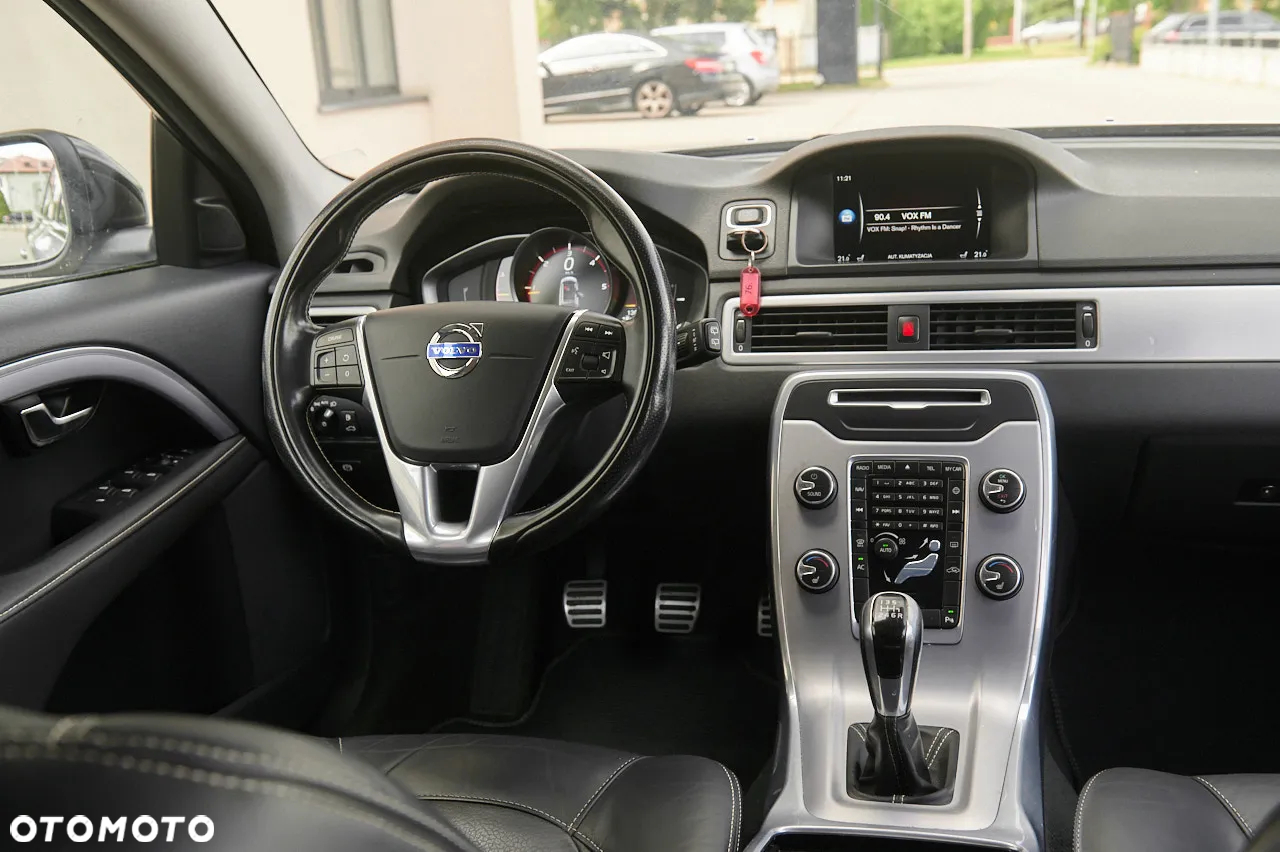 Volvo V70 D4 Black Edition - 21