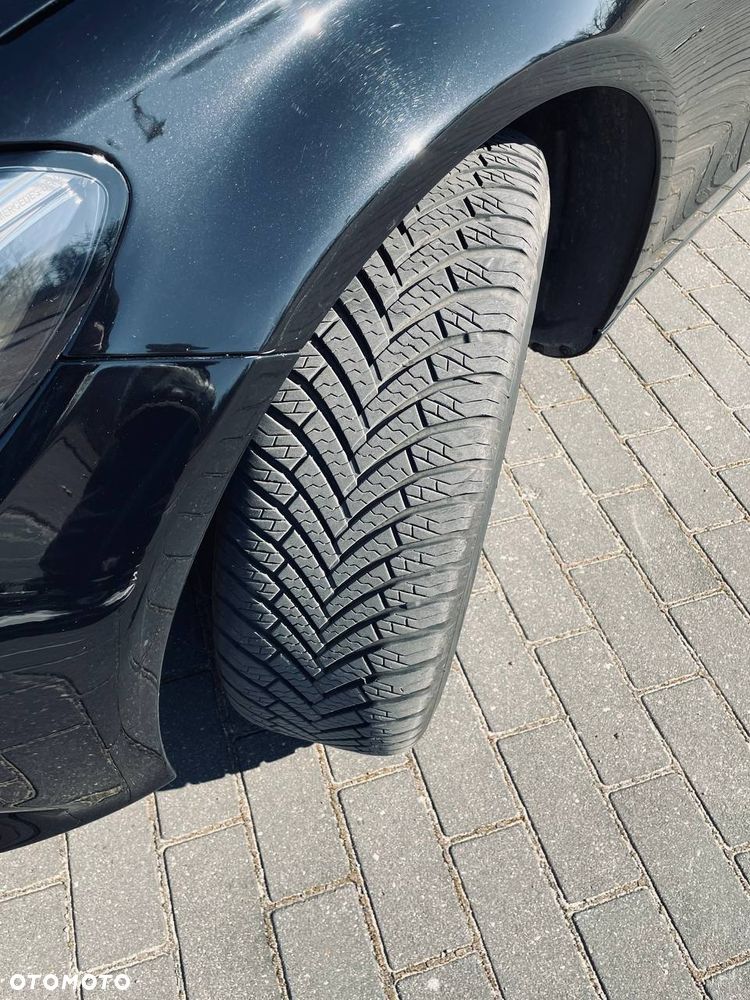 Mercedes-Benz Klasa C 220 (BlueTEC) d BlueEffICIENCY Edition 7G-TRONIC - 25