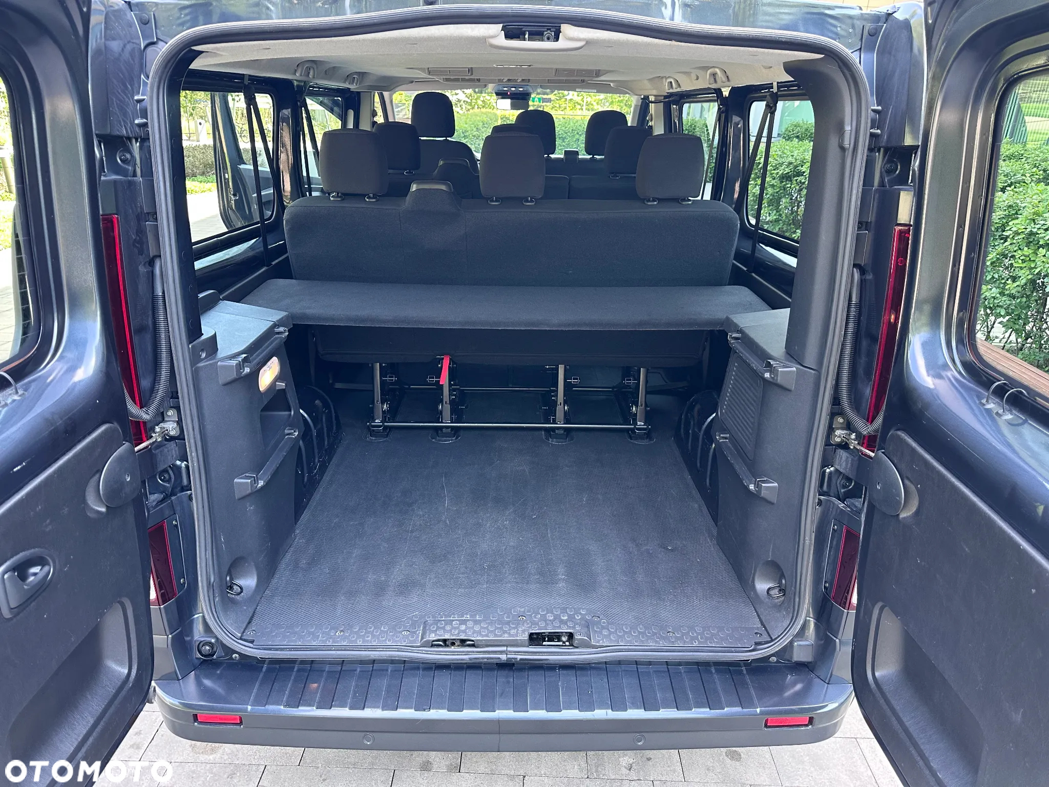 Renault Trafic Kombi 2.0 Blue dCi L2 Equilibre - 10