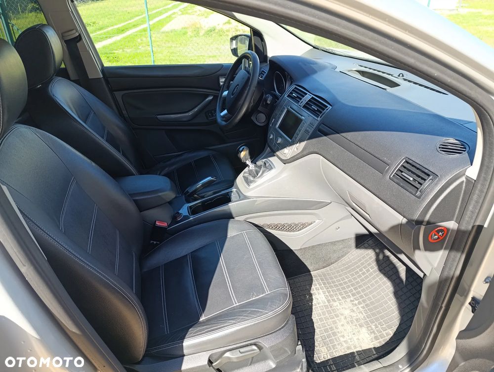 Ford Kuga 2.0 TDCi 4WD Titanium - 11
