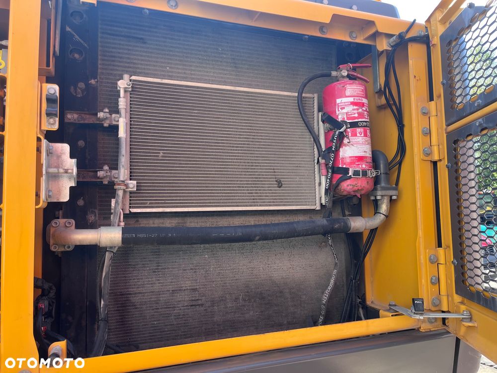 Volvo EC300EL - 27