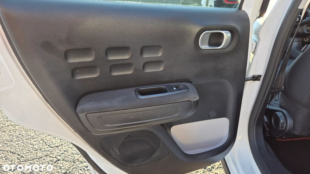 Citroën C3 1.2 PureTech Shine S&S - 15