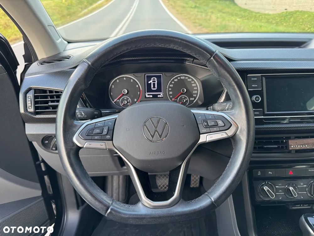 Volkswagen T-Cross 1.5 TSI ACT Life DSG - 9
