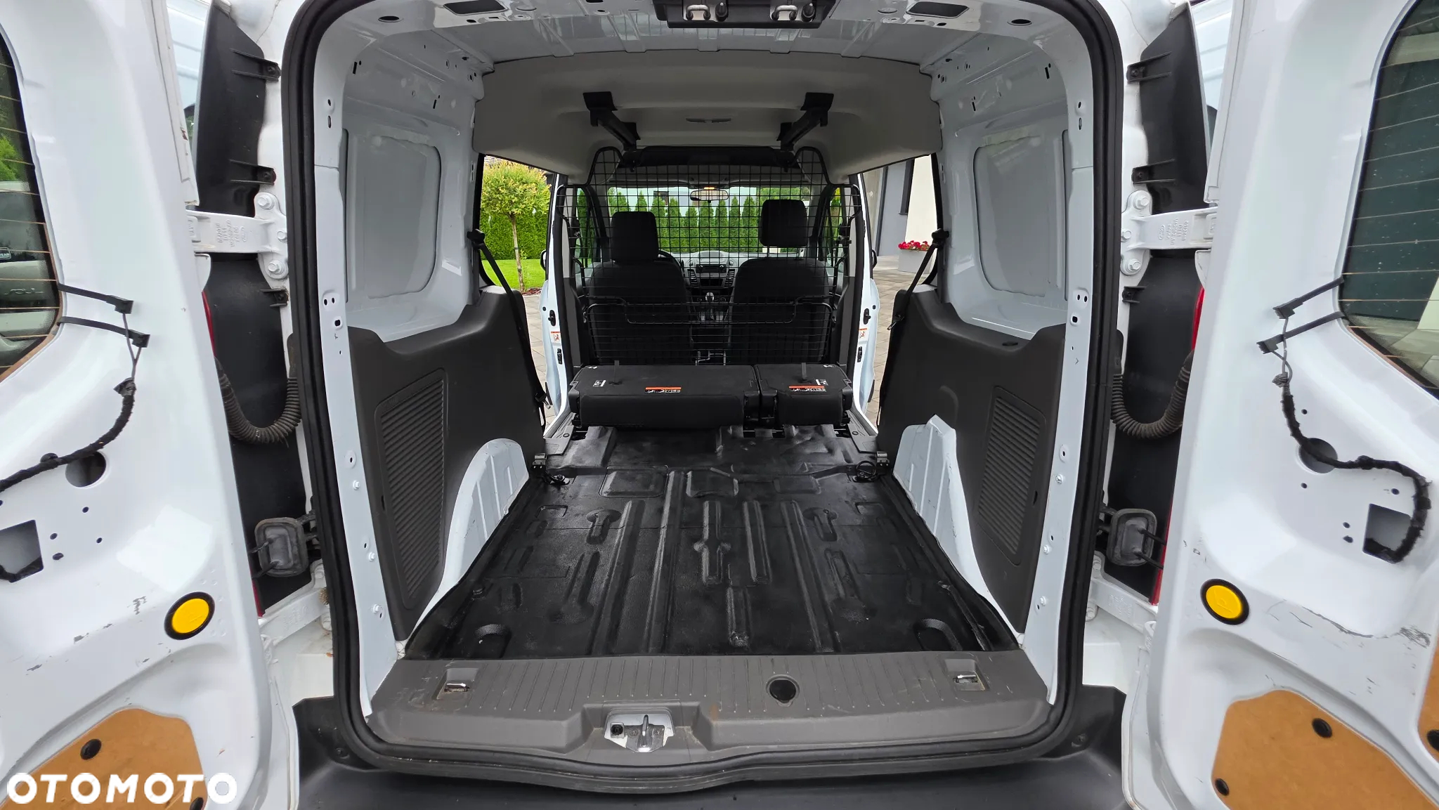 Ford Transit Connect 240 L2 LKW Autm Trend - 32
