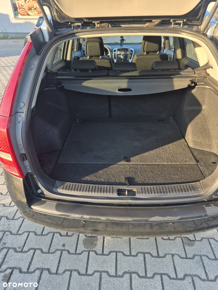 Kia Ceed - 5