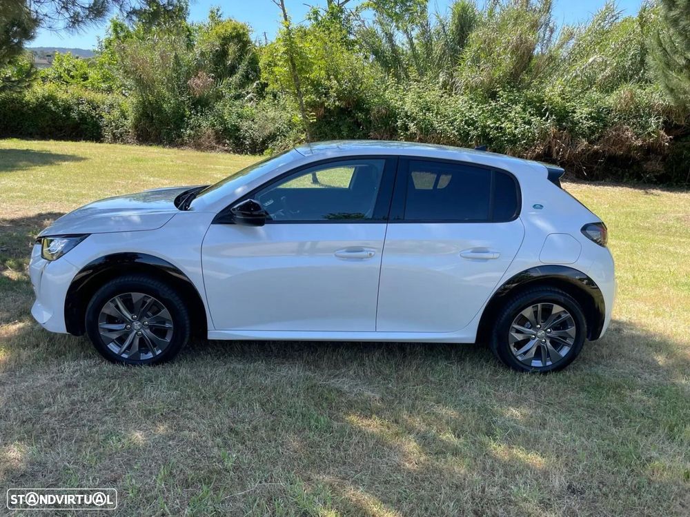Peugeot e-208 50 kWh Allure - 11