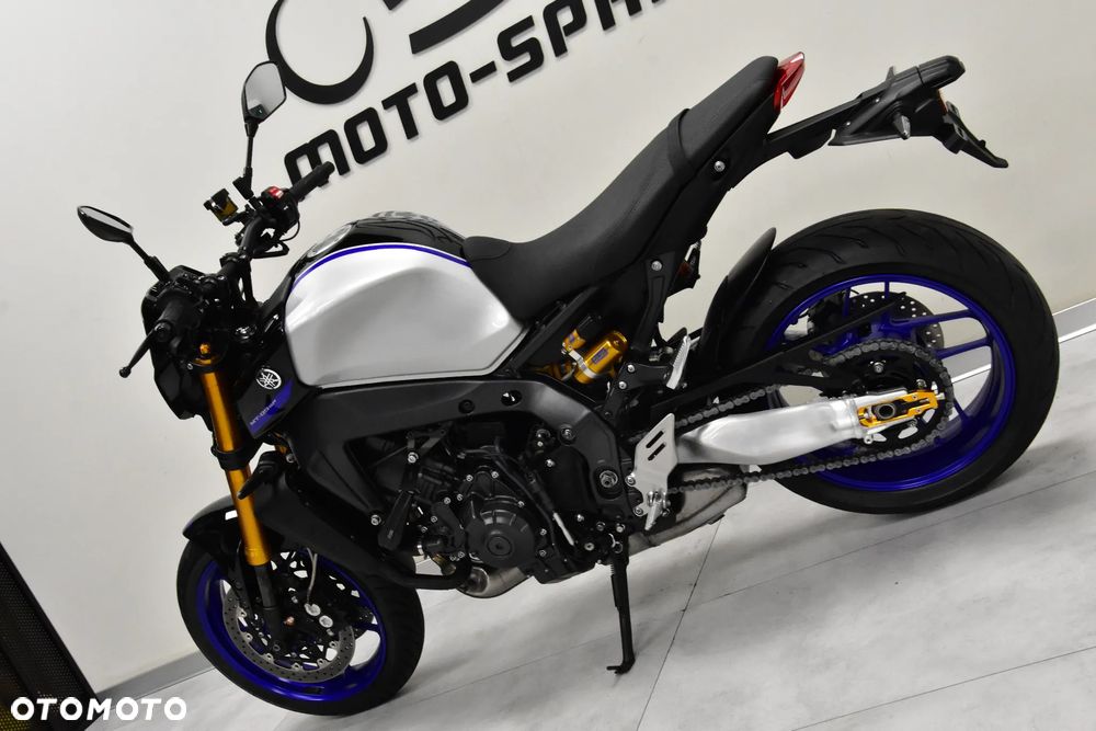 Yamaha MT - 11
