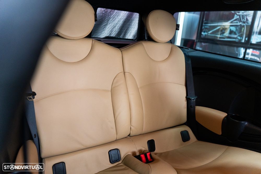 MINI Clubman John Cooper Works - 8