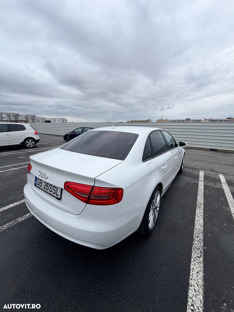 Audi A4 2.0 TDI DPF multitronic S line Sportpaket - 6