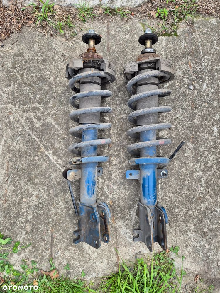 KOLUMNA MCPERSON PRIMASTAR TRAFIC VIVARO 01-14r.