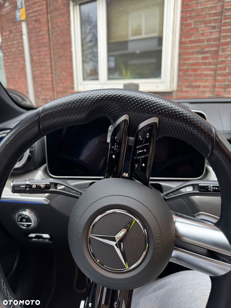 Mercedes-Benz Klasa C 220 d mHEV - 12