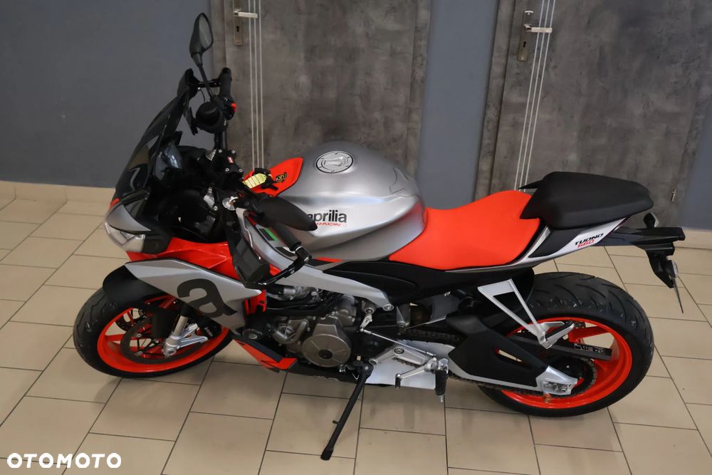 Aprilia Tuono - 22