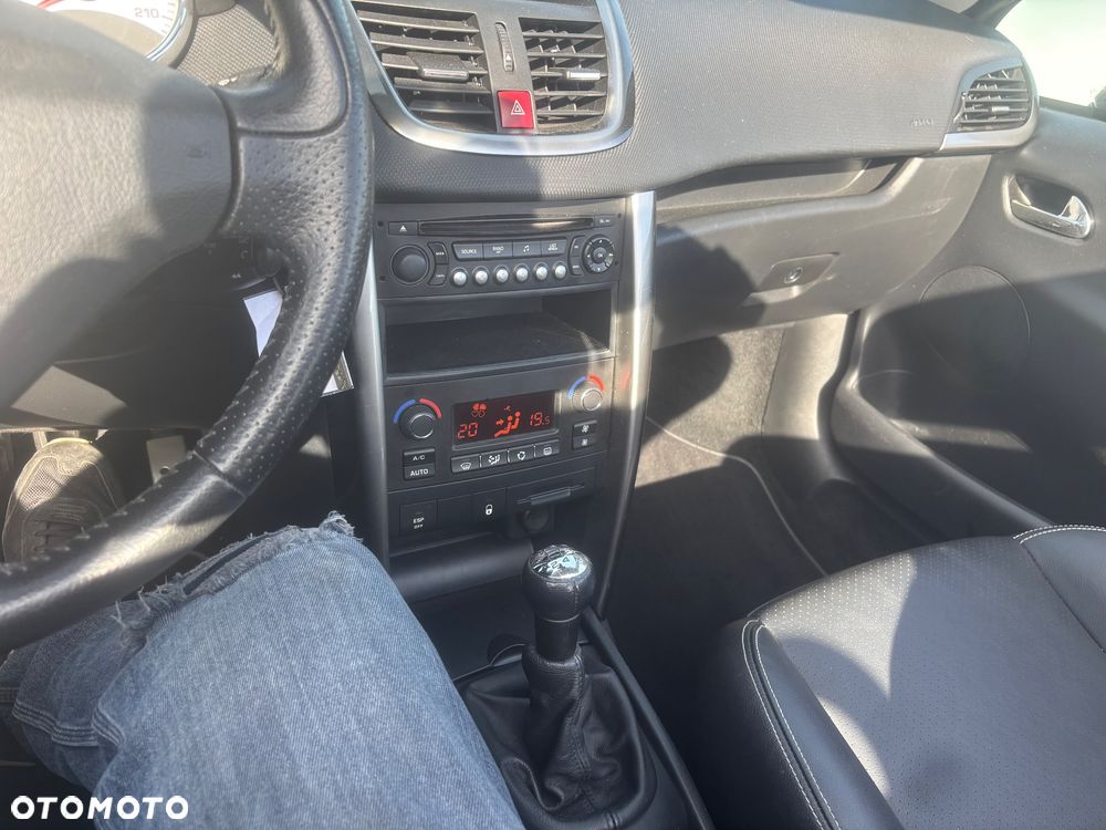 Peugeot 207 CC 120 VTi Platinum - 4