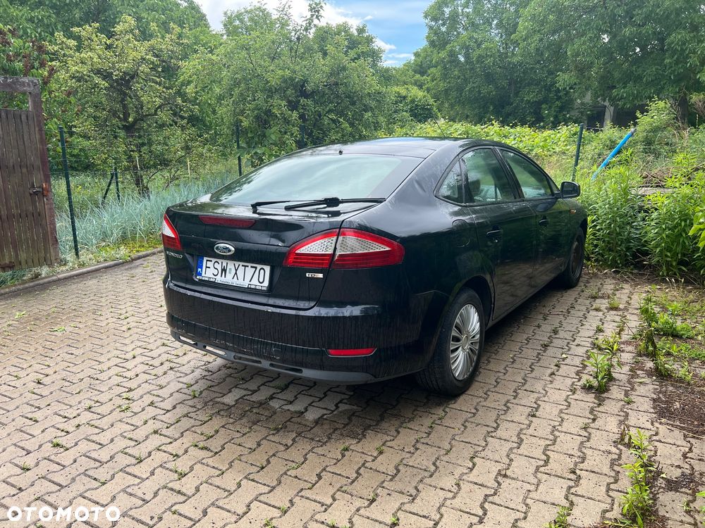 Ford Mondeo 1.8 TDCi Ambiente - 2