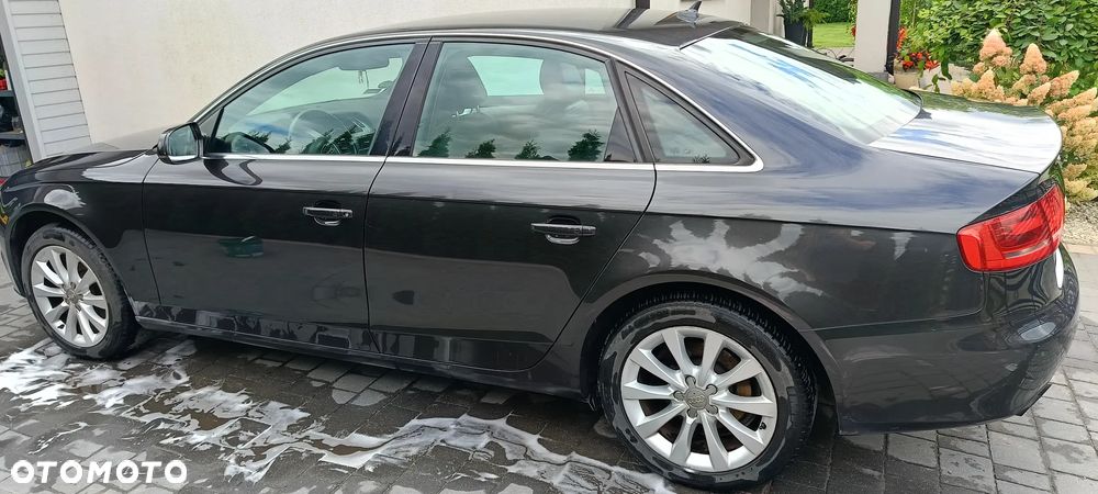 Audi A4 Limousine - 25