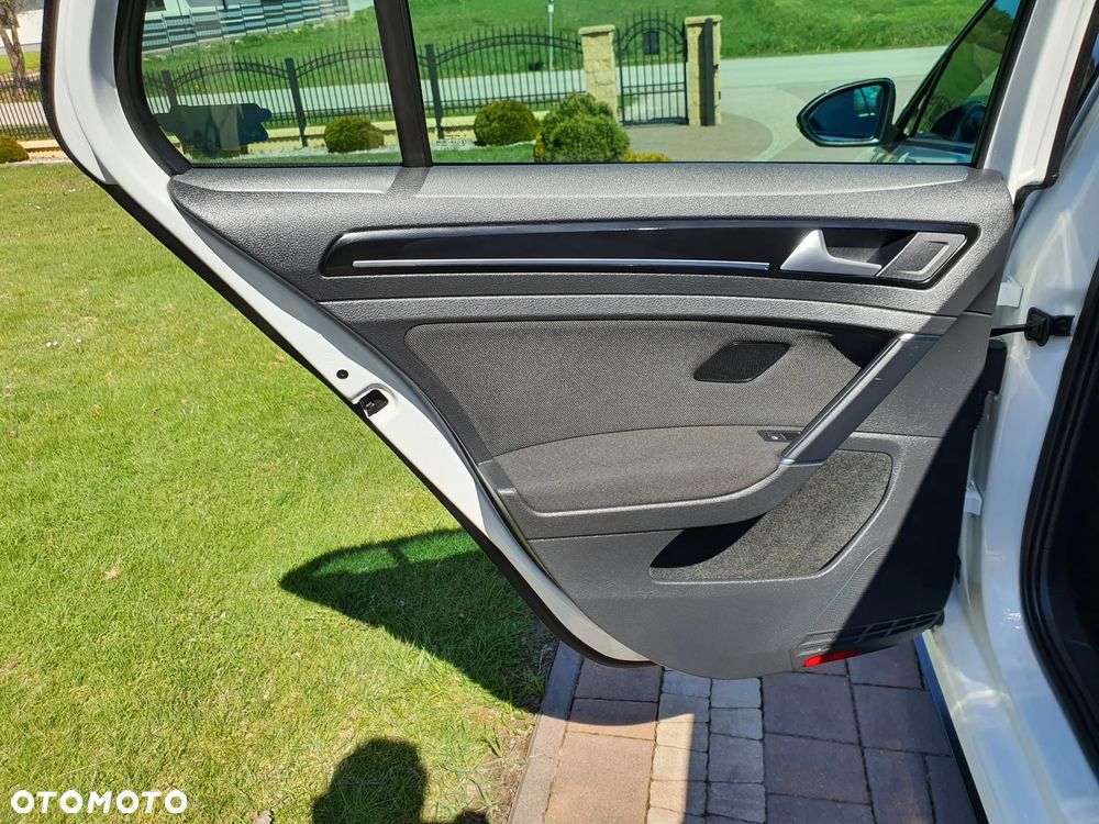 Volkswagen Golf GTD (BlueMotion Technology) DSG - 28