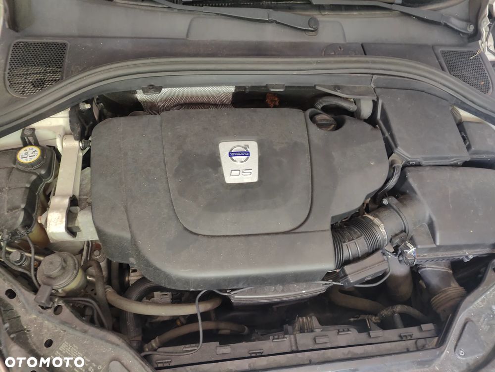 Volvo XC 60 D5 AWD R-Design - 18