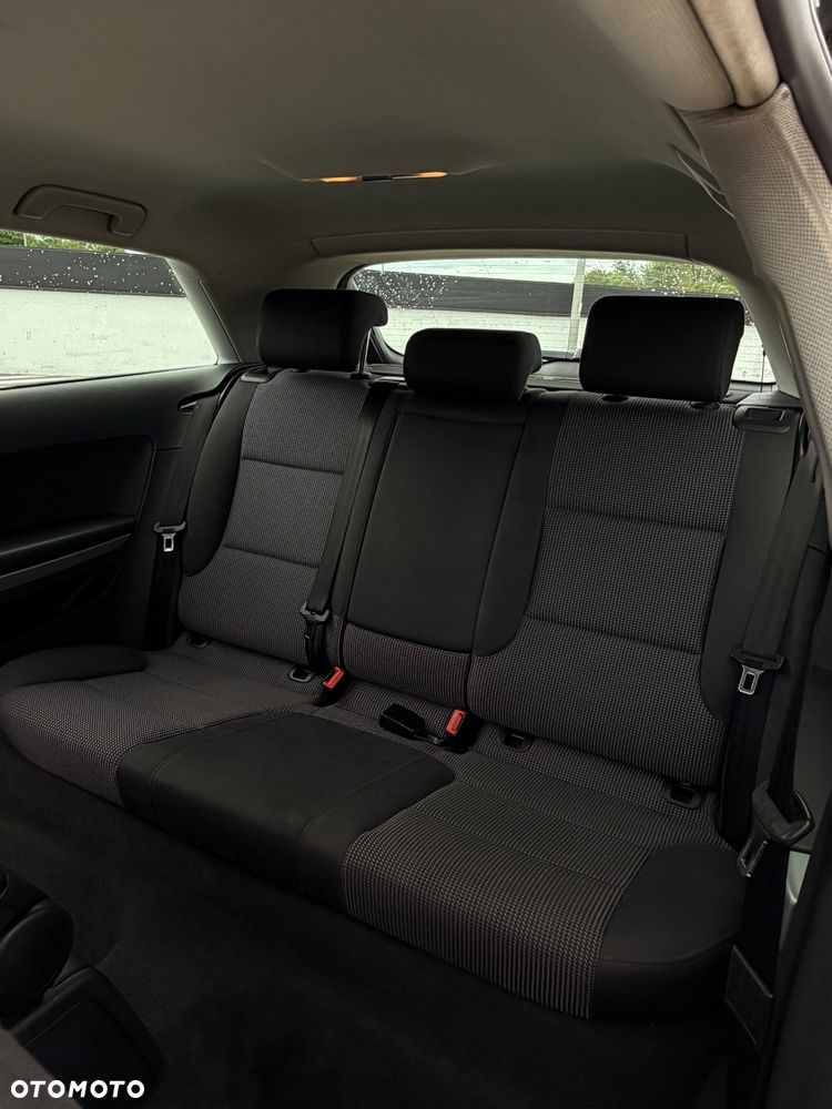 Audi A3 3-drzwiowe 1.6 TDI DPF Ambiente - 22