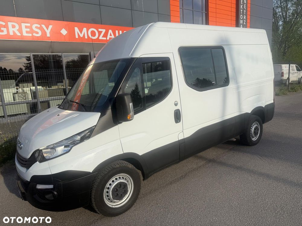 Iveco Daily 35S180,3.0 180KM, L2H2, Brygadówka 5os. , Zadbany - 2