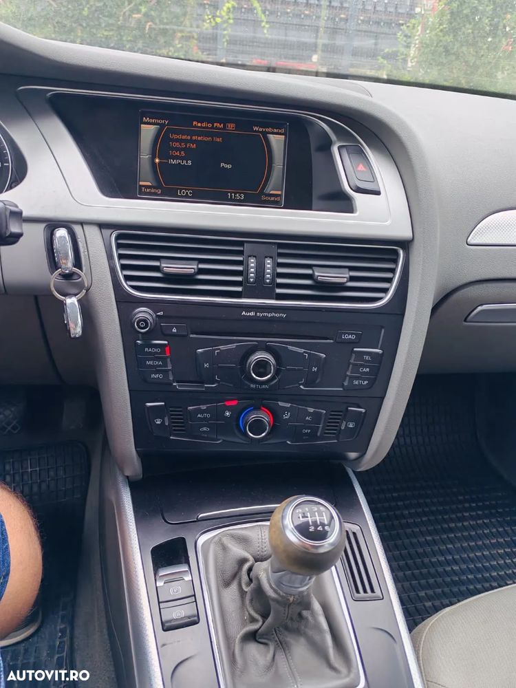 Audi A4 2.0 TDI Quattro Avant - 7
