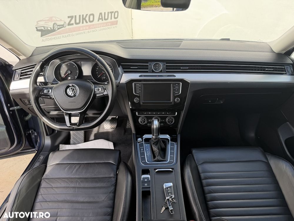Volkswagen Passat 2.0 TDI (BlueMotion Technology) DSG Highline - 12
