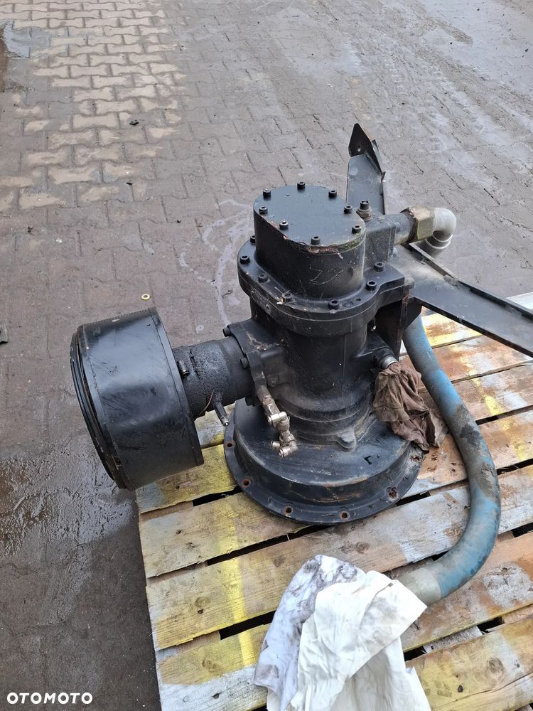 Kompresor śróbowy 5m/3 - 4