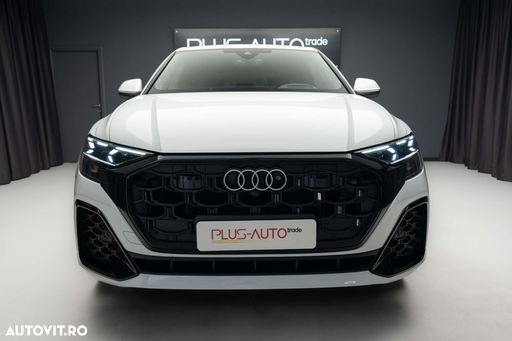 Audi Q8 - 1
