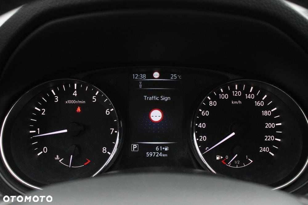 Nissan Qashqai - 15