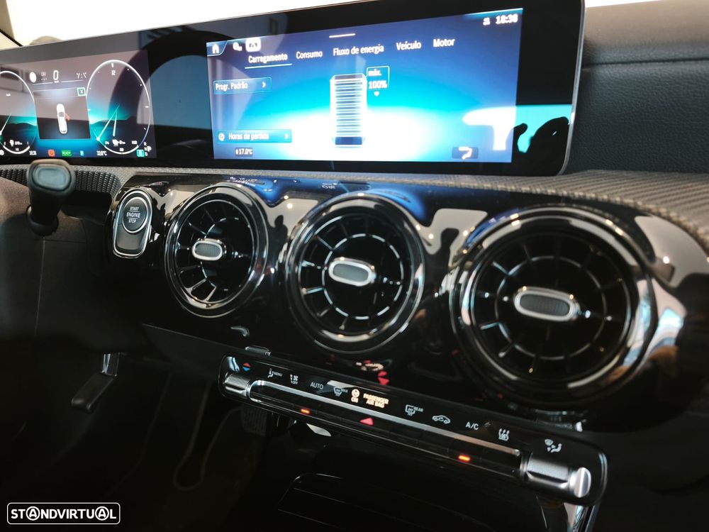 Mercedes-Benz A 250 e - 26